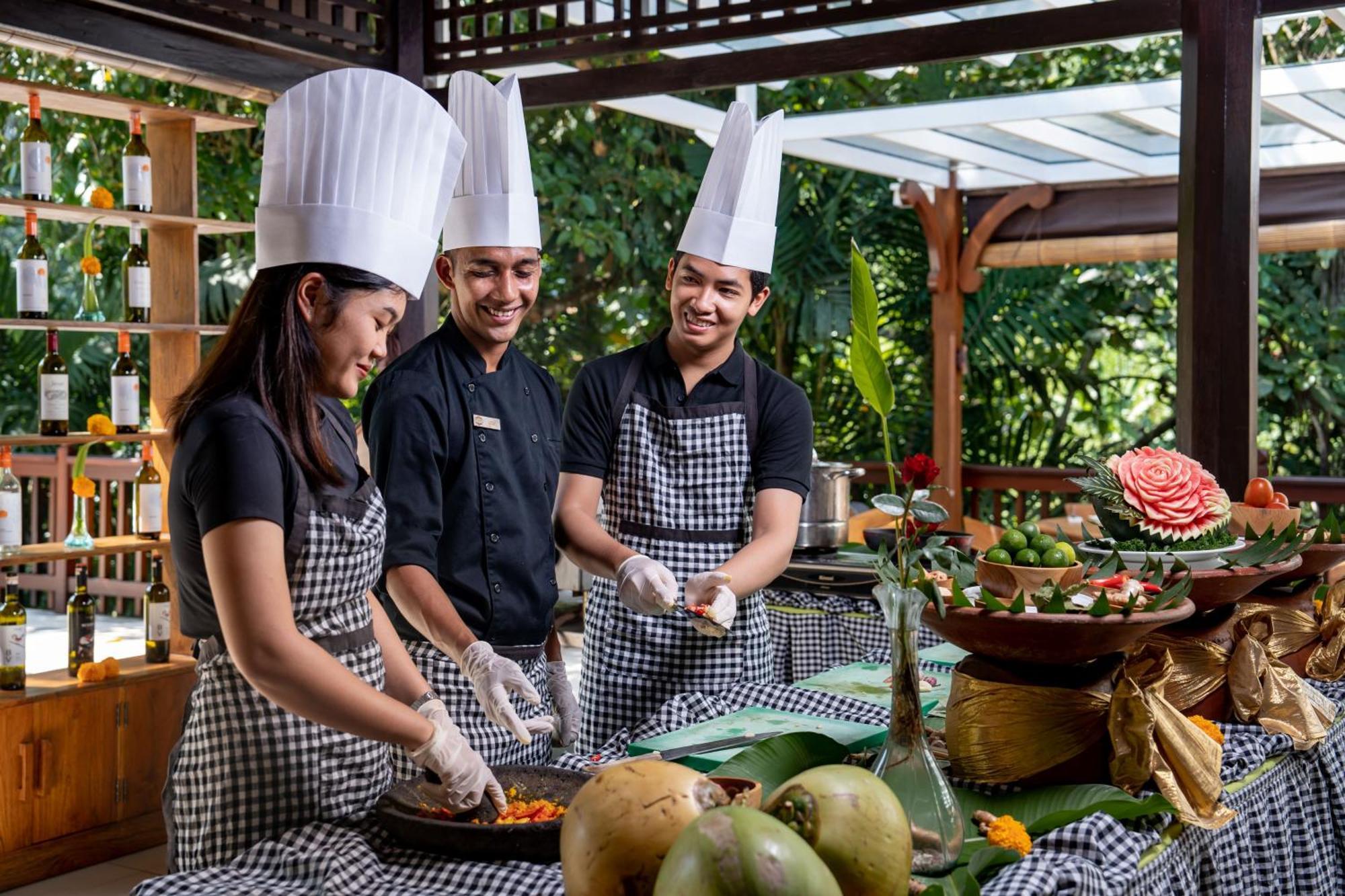 The Lokha Ubud Resort, Villas & Spa Экстерьер фото