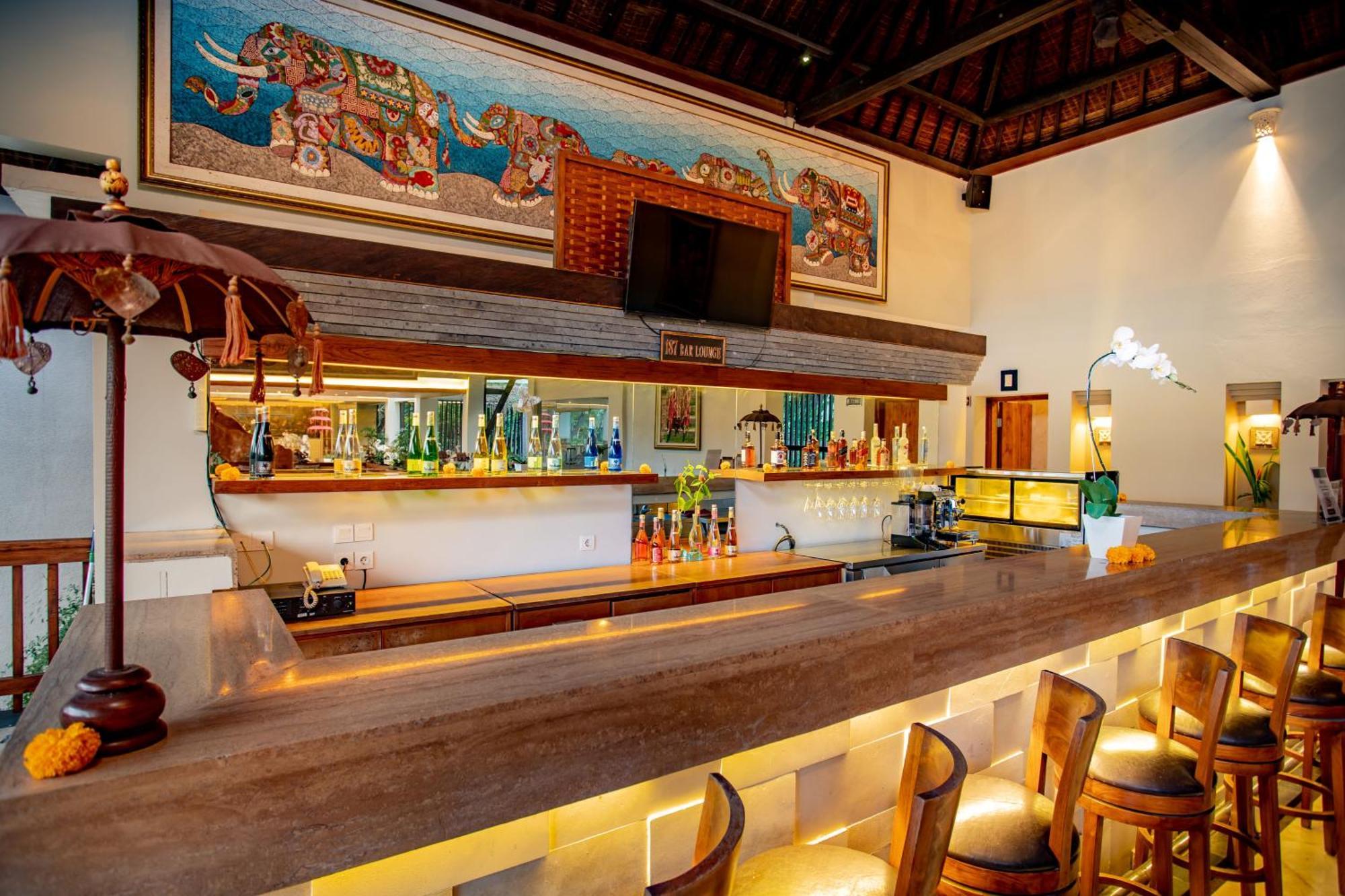 The Lokha Ubud Resort, Villas & Spa Экстерьер фото